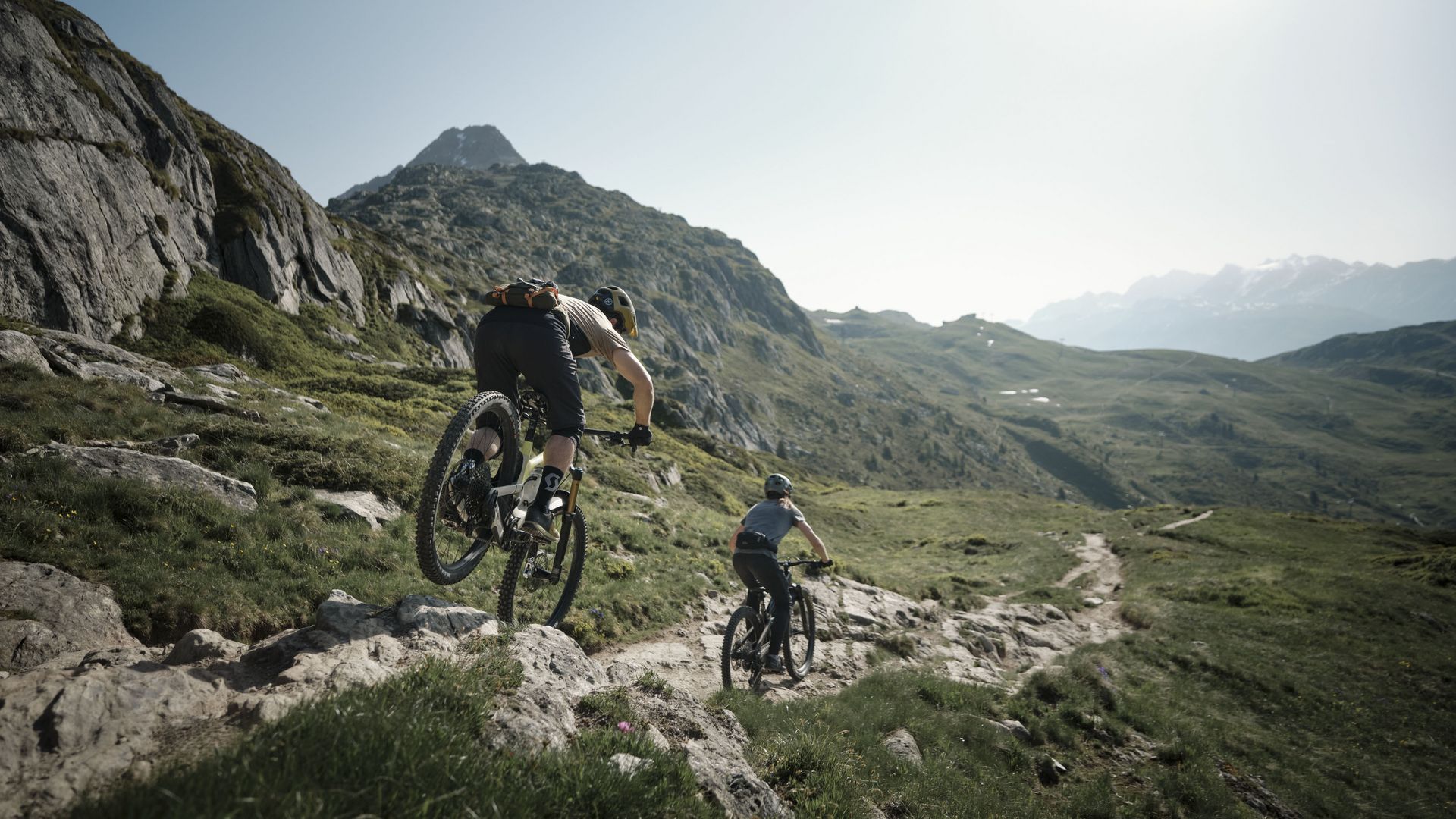 Mountainbiken im Sommer in der Aletsch Arena auf dem Bettmerhorn Enduro Trail